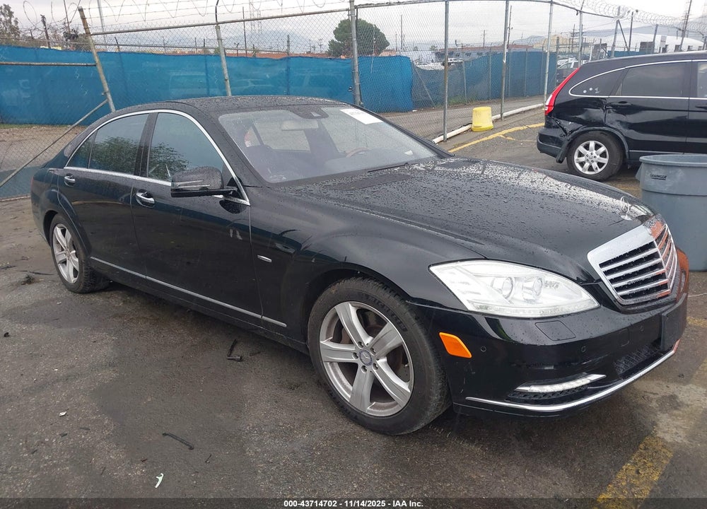 2012 MERCEDES-BENZ S 550 VIN: WDDNG7DB9CA424819