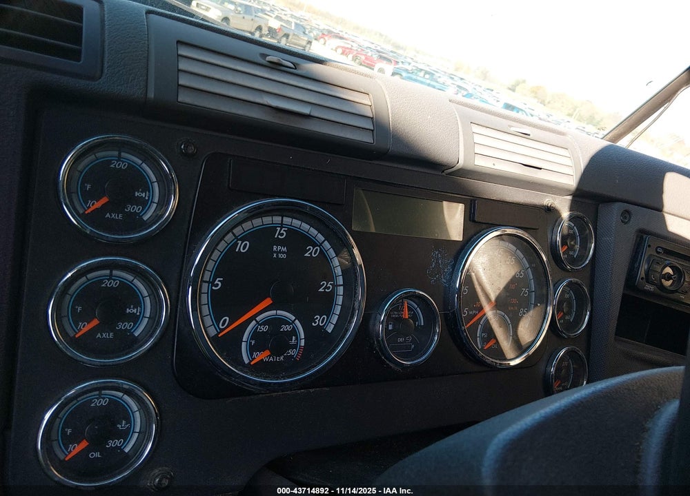 2016 FREIGHTLINER CASCADIA 125 VIN: 3AKJGLD57GSGY2911