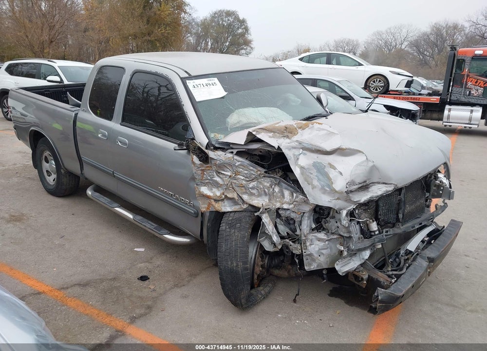 2005 TOYOTA TUNDRA SR5 V8 VIN: 5TBBT44195S470888