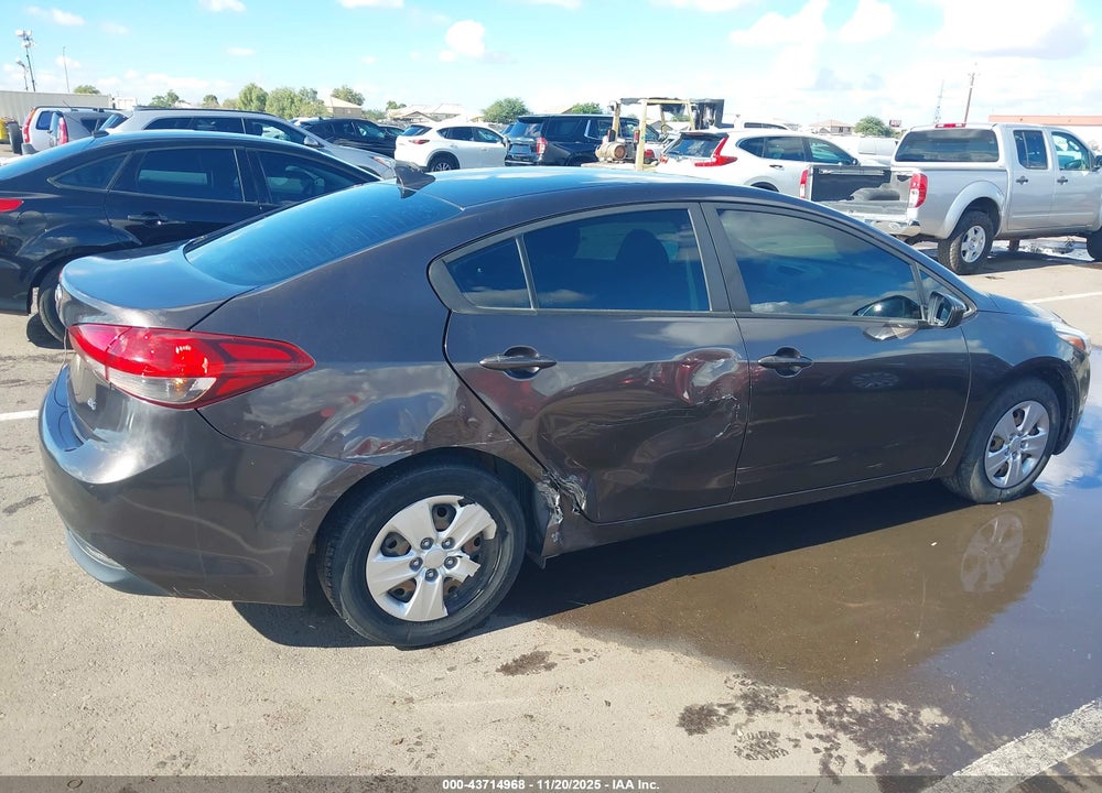 2017 KIA FORTE LX VIN: 3KPFK4A78HE081419