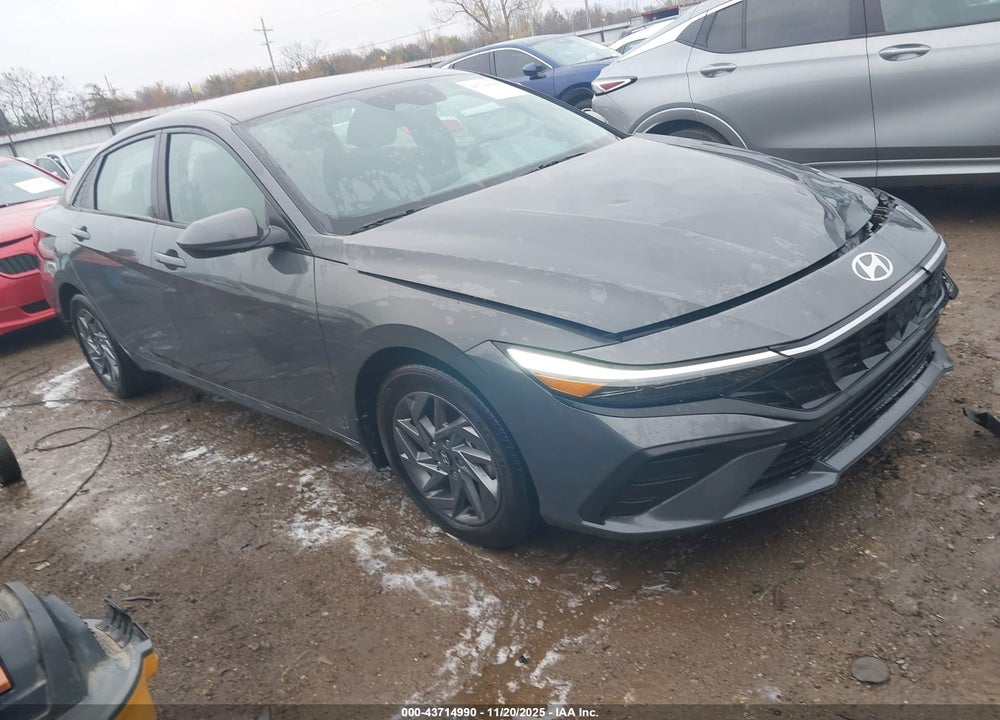2024 HYUNDAI ELANTRA SEL VIN: KMHLM4DG3RU701357