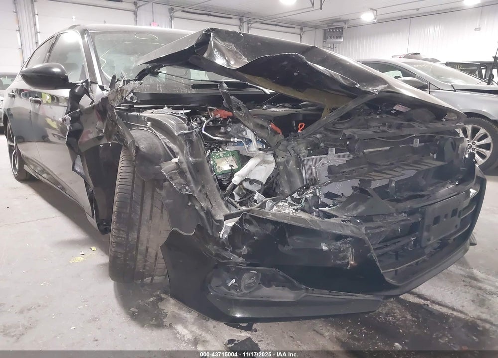 2022 HONDA ACCORD HYBRID SPORT VIN: 1HGCV3F22NA008600