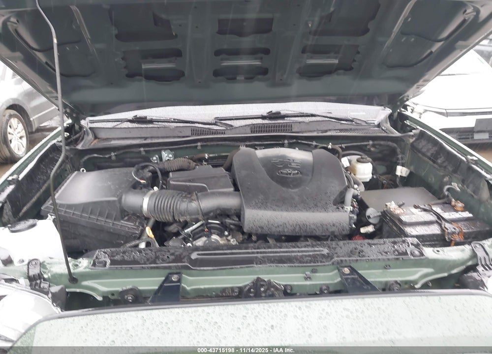 2022 TOYOTA TACOMA SR5 V6 VIN: 3TMCZ5ANXNM502271