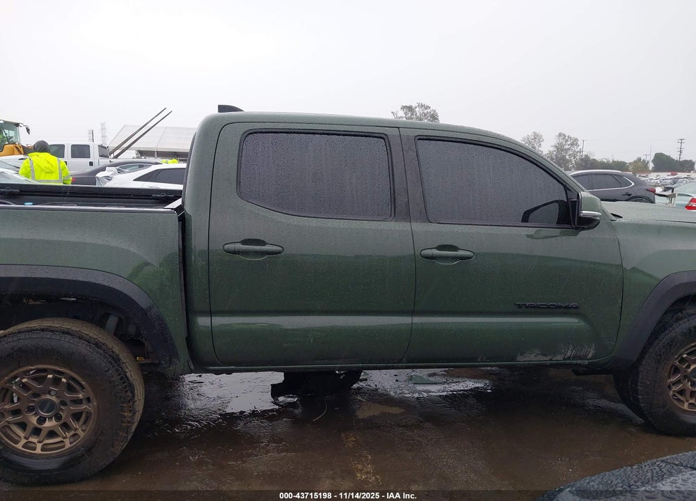 2022 TOYOTA TACOMA SR5 V6 VIN: 3TMCZ5ANXNM502271