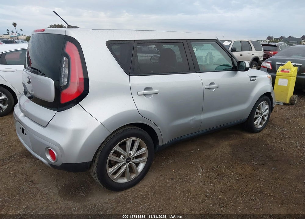 2018 KIA SOUL VIN: KNDJP3A51J7585949