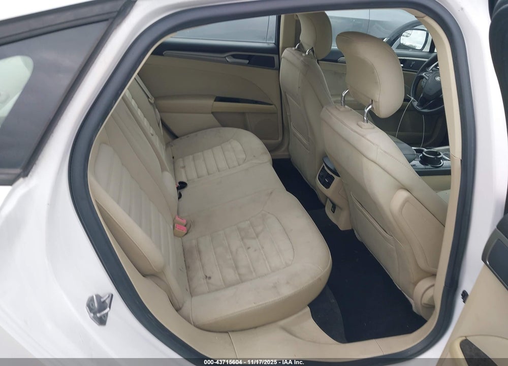 2013 FORD FUSION SE VIN: 3FA6P0H74DR158232