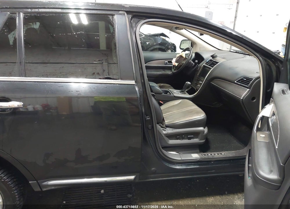 2011 LINCOLN MKX VIN: 2LMDJ8JK3BBJ14508
