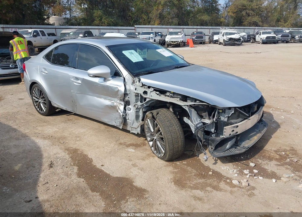 2016 LEXUS IS 200T VIN: JTHBA1D29G5038426