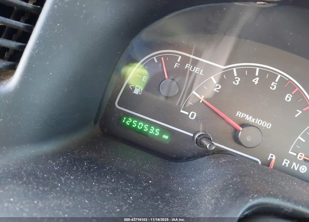 2001 FORD WINDSTAR LX VIN: 2FMZA51401BA45311