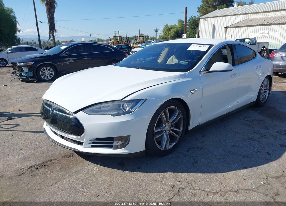 2013 TESLA MODEL S VIN: 5YJSA1AG6DFP08736