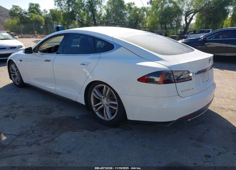 2013 TESLA MODEL S VIN: 5YJSA1AG6DFP08736