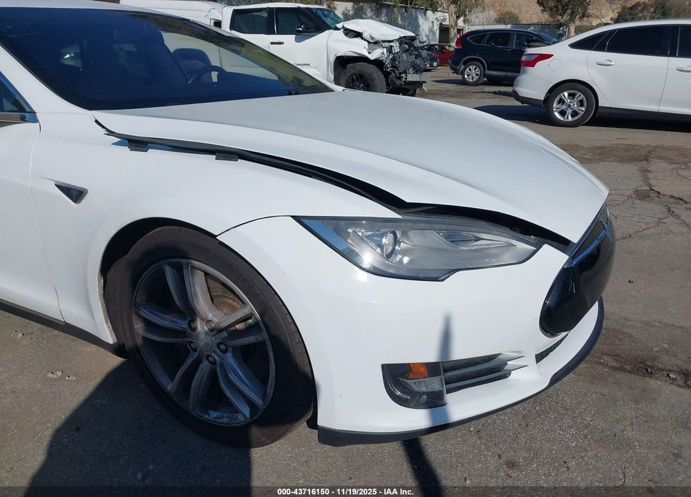 2013 TESLA MODEL S VIN: 5YJSA1AG6DFP08736