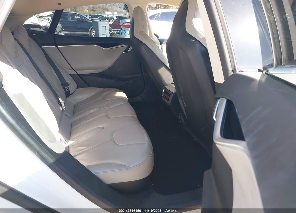 2013 TESLA MODEL S VIN: 5YJSA1AG6DFP08736