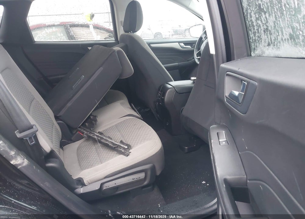 2021 FORD ESCAPE SE HYBRID VIN: 1FMCU0BZ8MUB25786