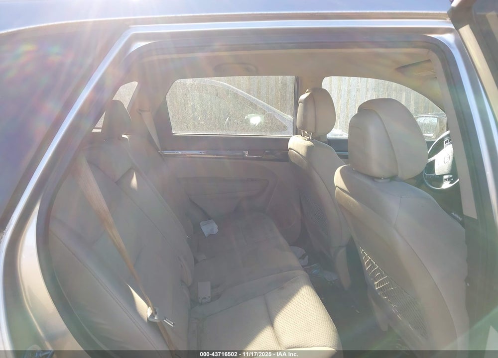2013 KIA SORENTO VIN: 5XYKTCA62DG327374