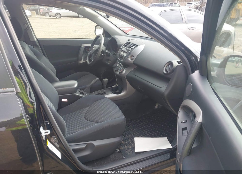 2007 TOYOTA RAV4 SPORT VIN: JTMZD32V775073210