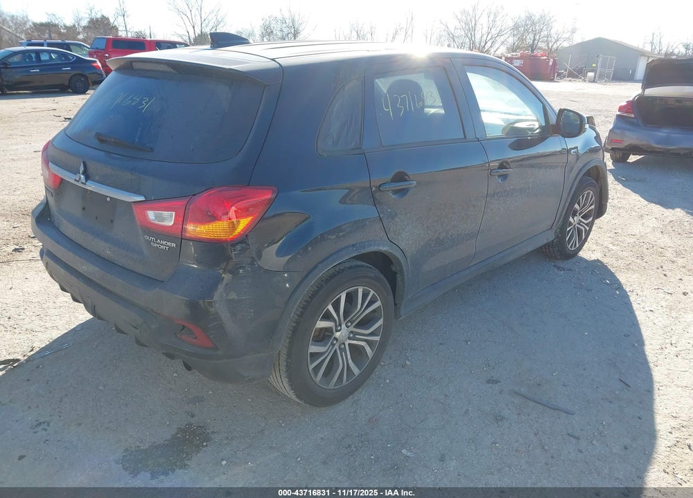 2018 MITSUBISHI OUTLANDER SPORT 2.0 ES VIN: JA4AP3AU2JU010584
