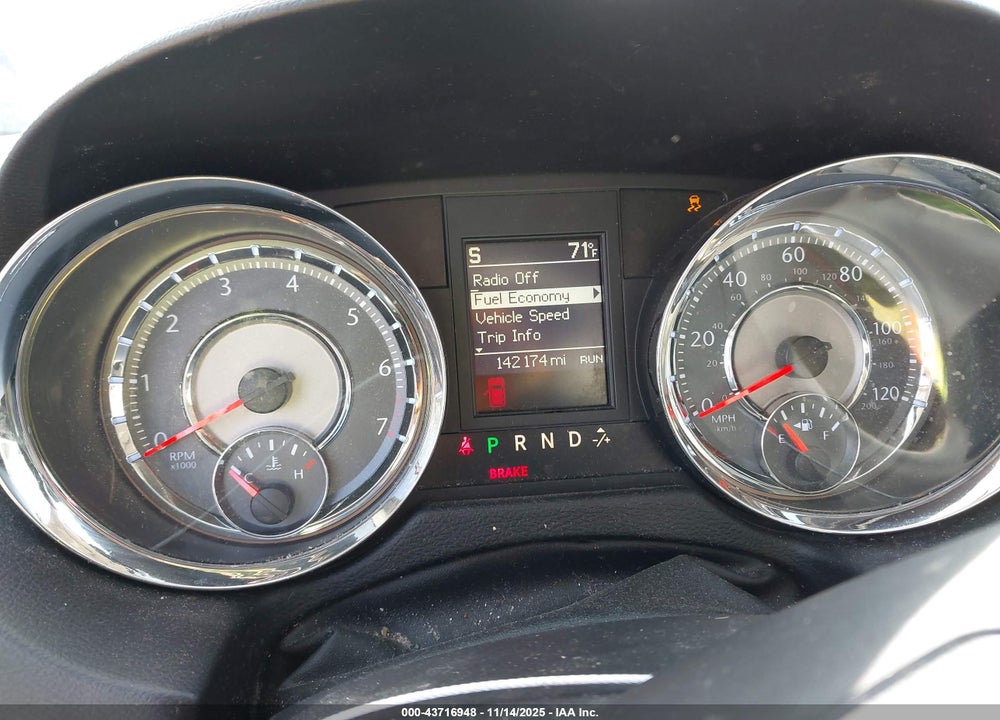 2013 CHRYSLER TOWN & COUNTRY TOURING VIN: 2C4RC1BG1DR555078