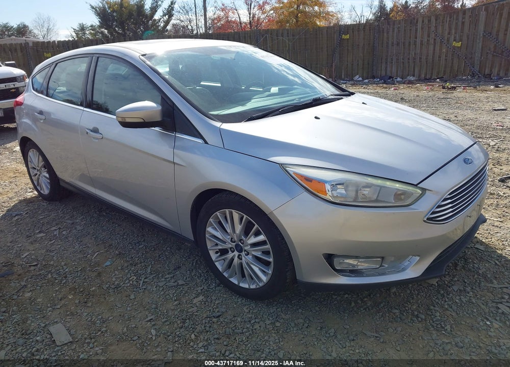 2017 FORD FOCUS TITANIUM VIN: 1FADP3N26HL207128