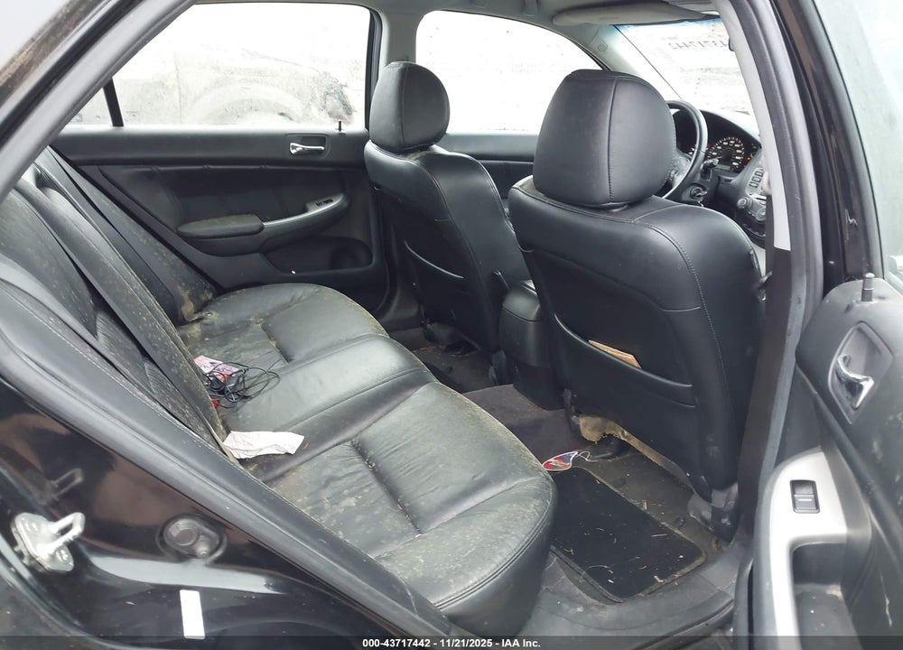 2007 HONDA ACCORD 3.0 EX VIN: 1HGCM66517A083015