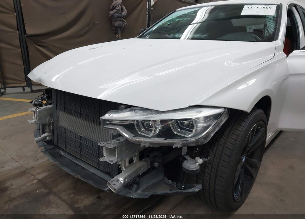 2018 BMW 330I XDRIVE VIN: WBA8D9C51JEM31757