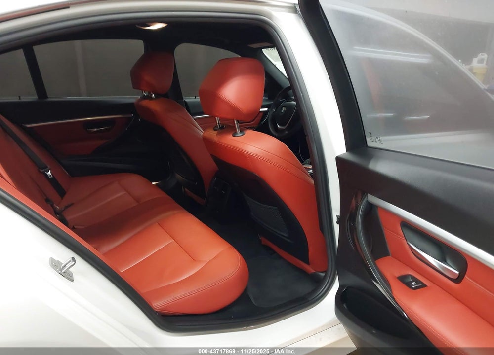 2018 BMW 330I XDRIVE VIN: WBA8D9C51JEM31757