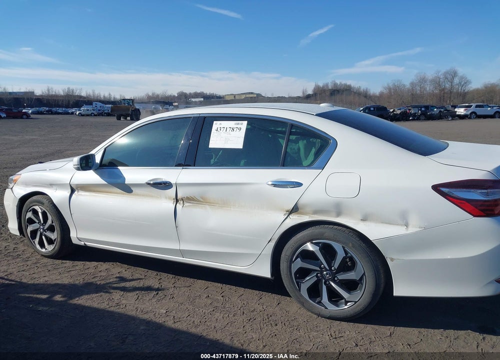 2017 HONDA ACCORD VIN: 1HGCR3F80HA043486