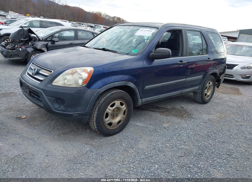 2005 HONDA CR-V LX VIN: SHSRD78555U302440