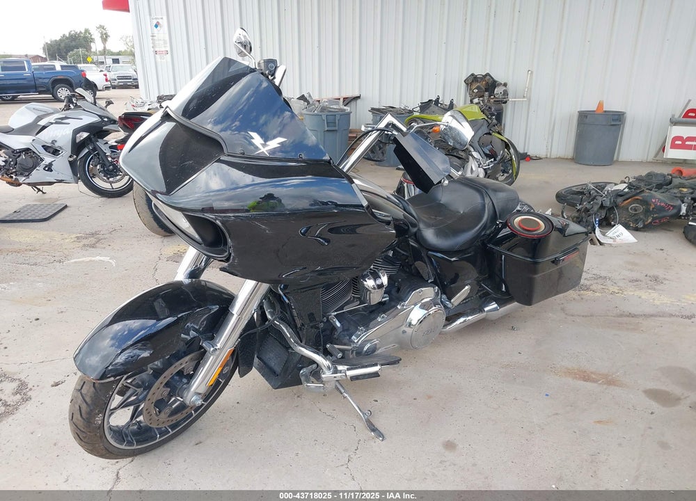 2021 HARLEY-DAVIDSON FLTRXS VIN: 1HD1KTP16MB607821