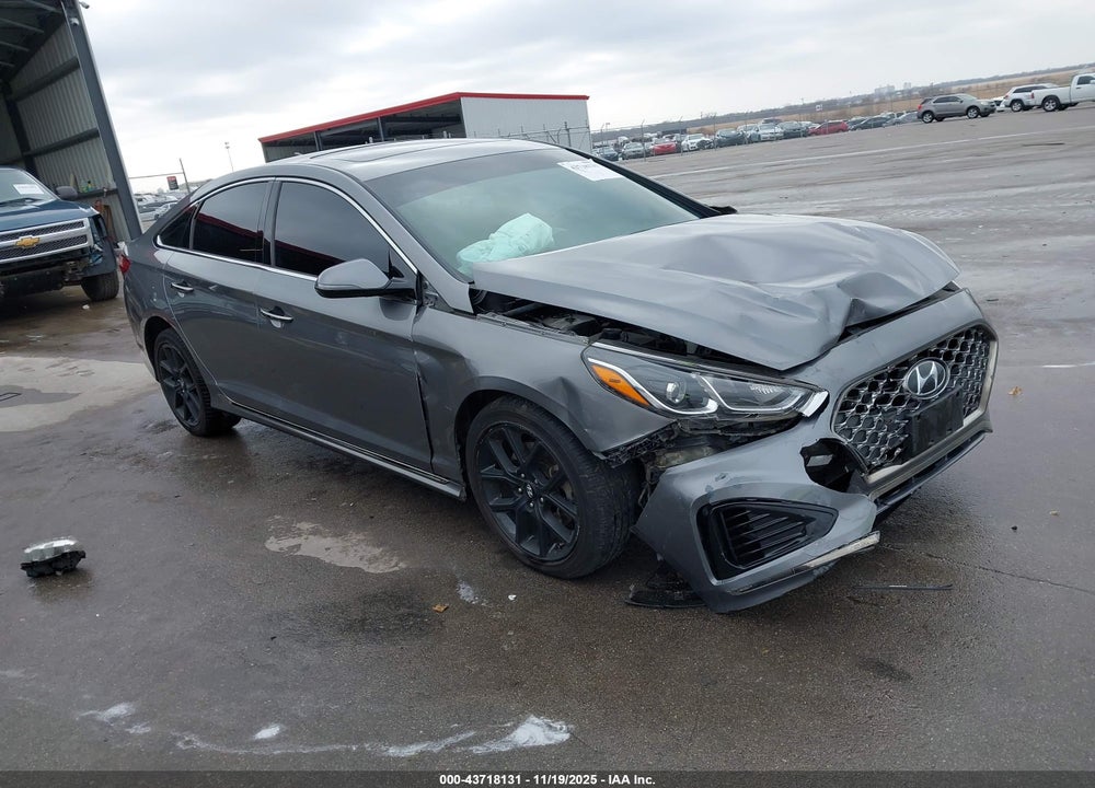 2018 HYUNDAI SONATA SPORT 2.0T VIN: 5NPE34ABXJH616958