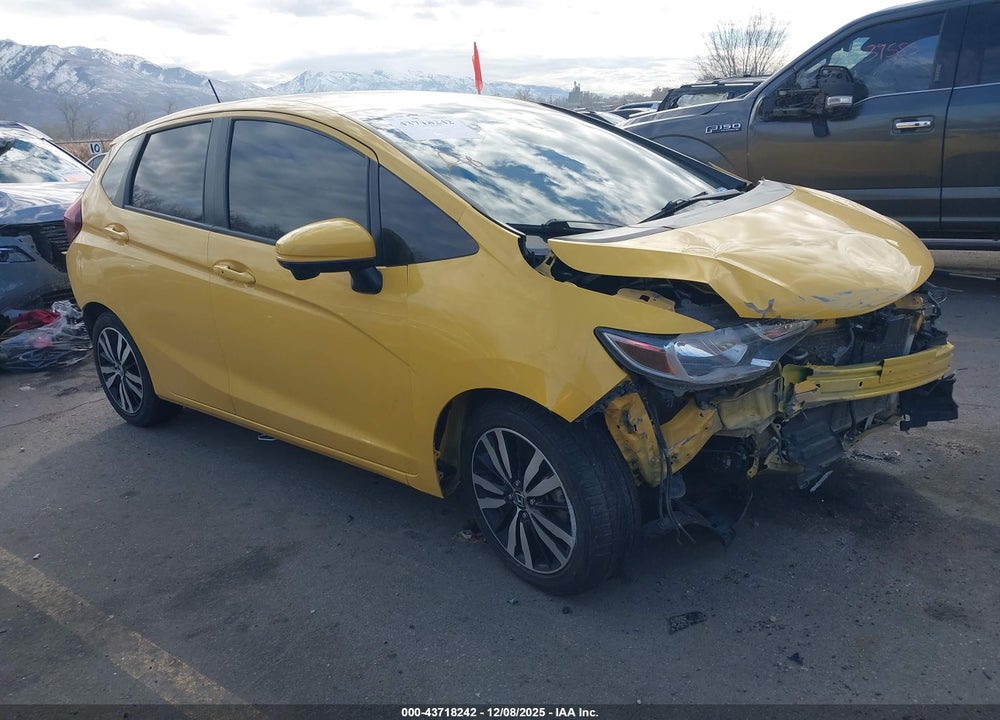 2018 HONDA FIT EX VIN: 3HGGK5H82JM735787