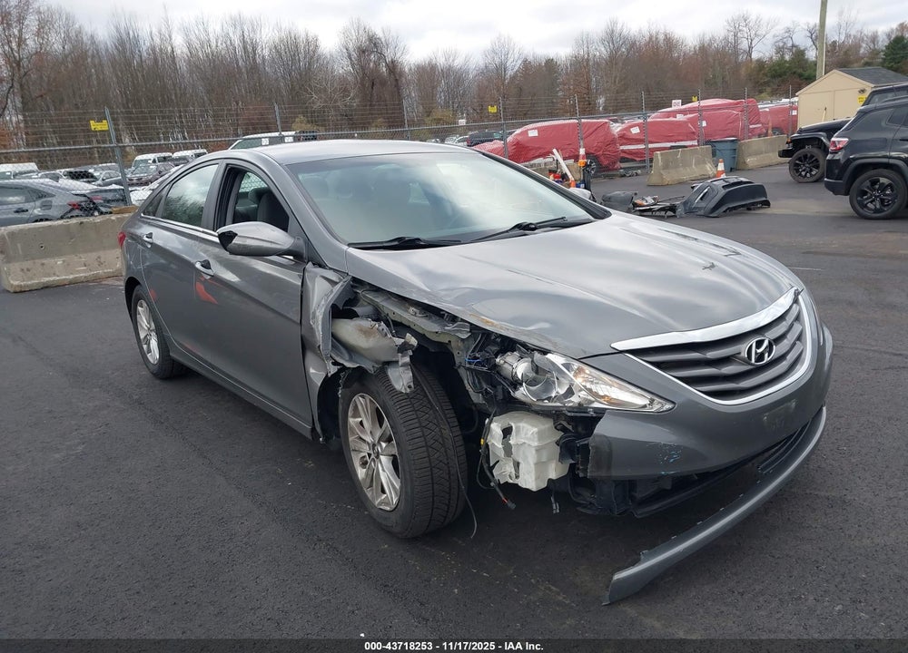 2013 HYUNDAI SONATA GLS VIN: 5NPEB4AC9DH687956