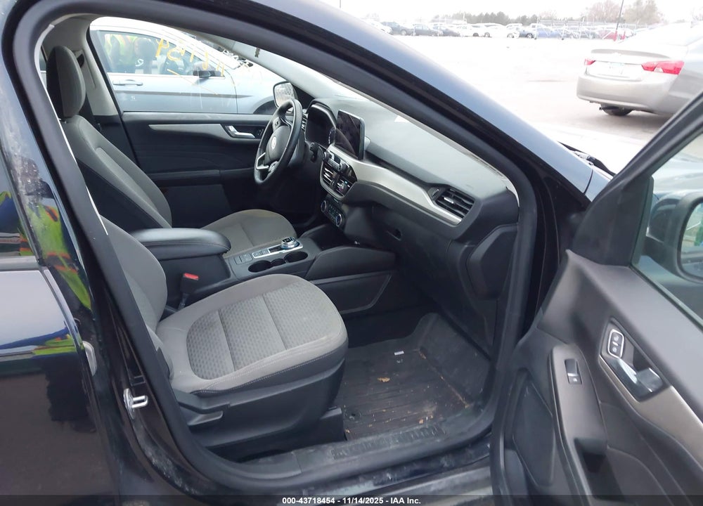 2021 FORD ESCAPE VIN: 1FMCU9G66MUA95352