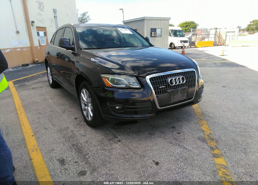 2012 AUDI Q5 2.0T PREMIUM VIN: WA1LFAFP3CA100821