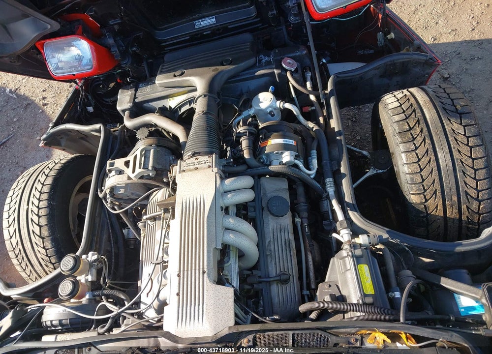 1985 CHEVROLET CORVETTE VIN: 1G1YY0782F5138599