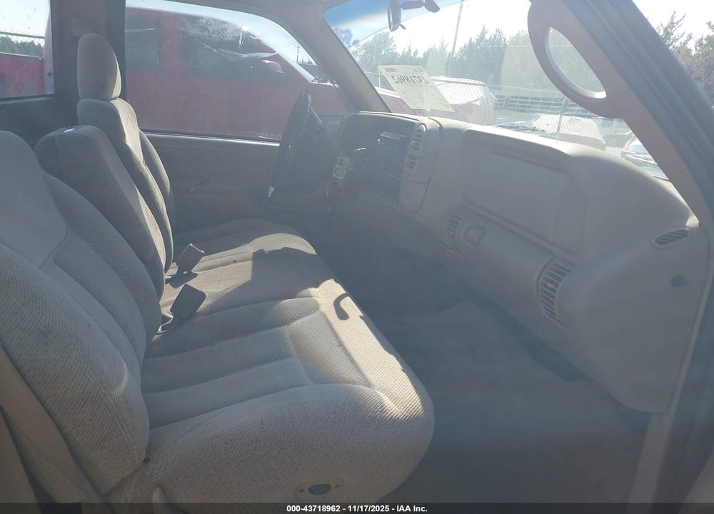 1997 CHEVROLET C1500 FLEETSIDE VIN: 1GCEC14M8VZ108966