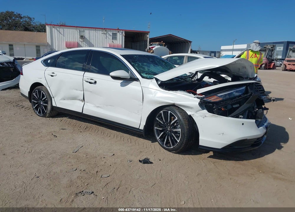 2025 HONDA ACCORD HYBRID TOURING VIN: 1HGCY2F80SA058221