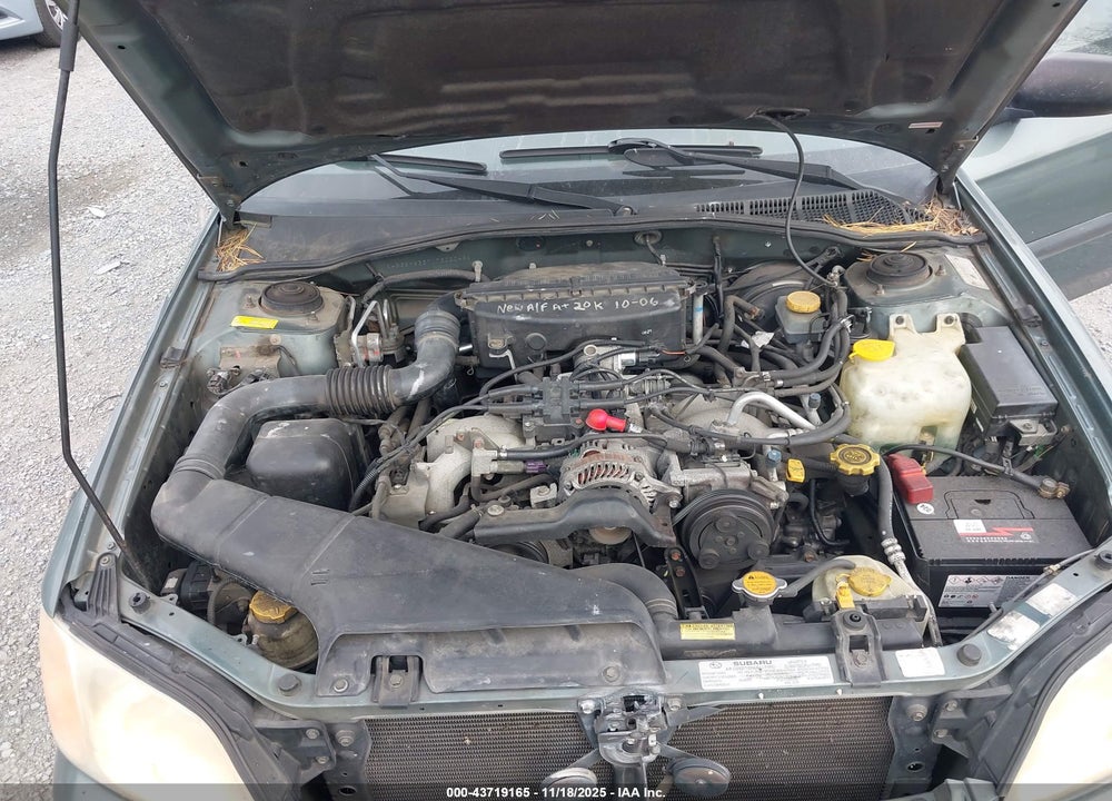 2001 SUBARU LEGACY L VIN: 4S3BH635717302048