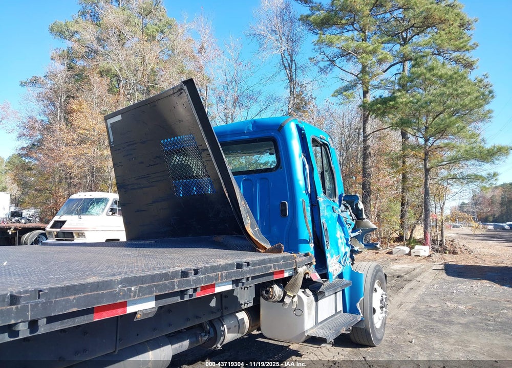 2017 FREIGHTLINER M2 106 VIN: 3ALHCYCY1HDJA5319