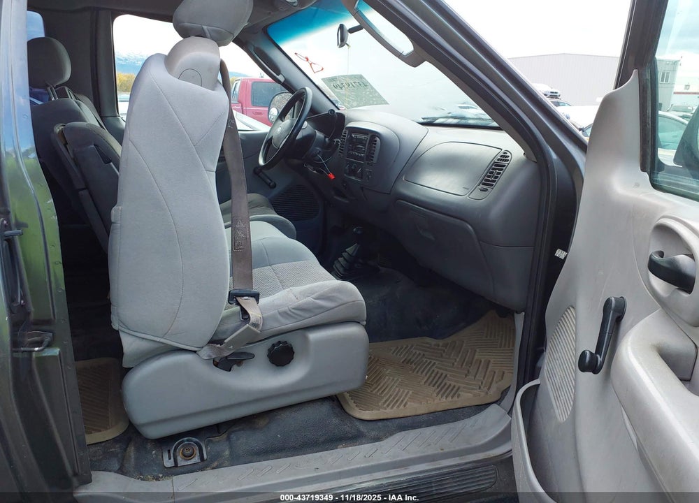 2003 FORD F-150 LARIAT/XL/XLT VIN: 2FTRX18L73CA77453