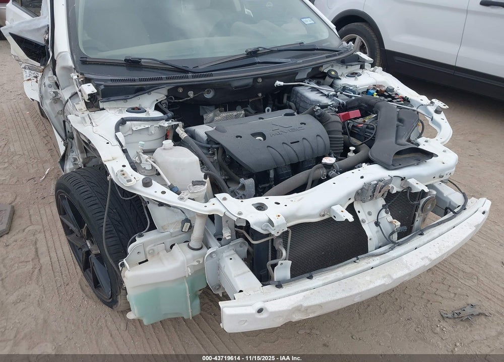 2015 MITSUBISHI LANCER ES VIN: JA32U2FU8FU006695