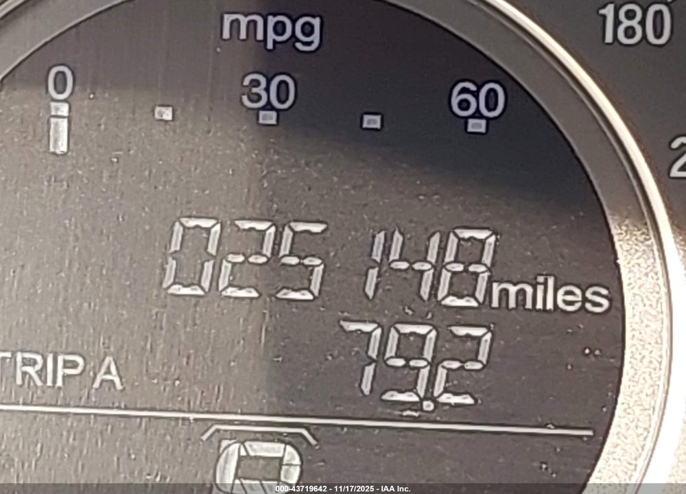2017 HONDA ACCORD EX VIN: 1HGCR2F7XHA065190