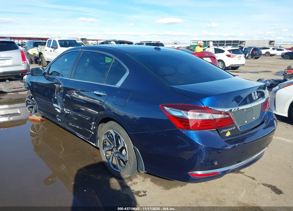 2017 HONDA ACCORD EX VIN: 1HGCR2F7XHA065190