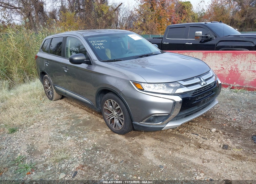 2018 MITSUBISHI OUTLANDER ES VIN: JA4AD2A3XJZ055365