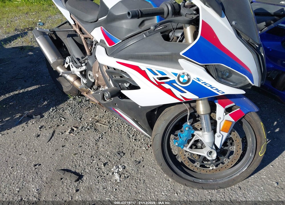 2022 BMW S 1000 RR VIN: WB10E2302N6G18627