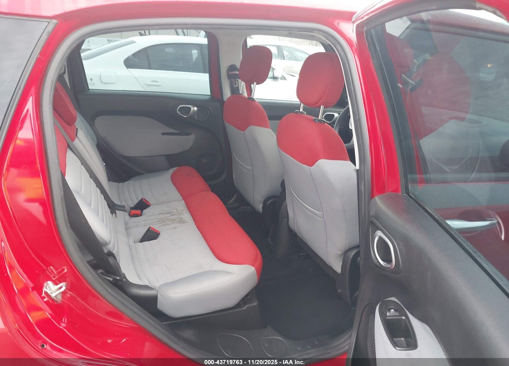 2014 FIAT 500L EASY VIN: ZFBCFABH1EZ026620