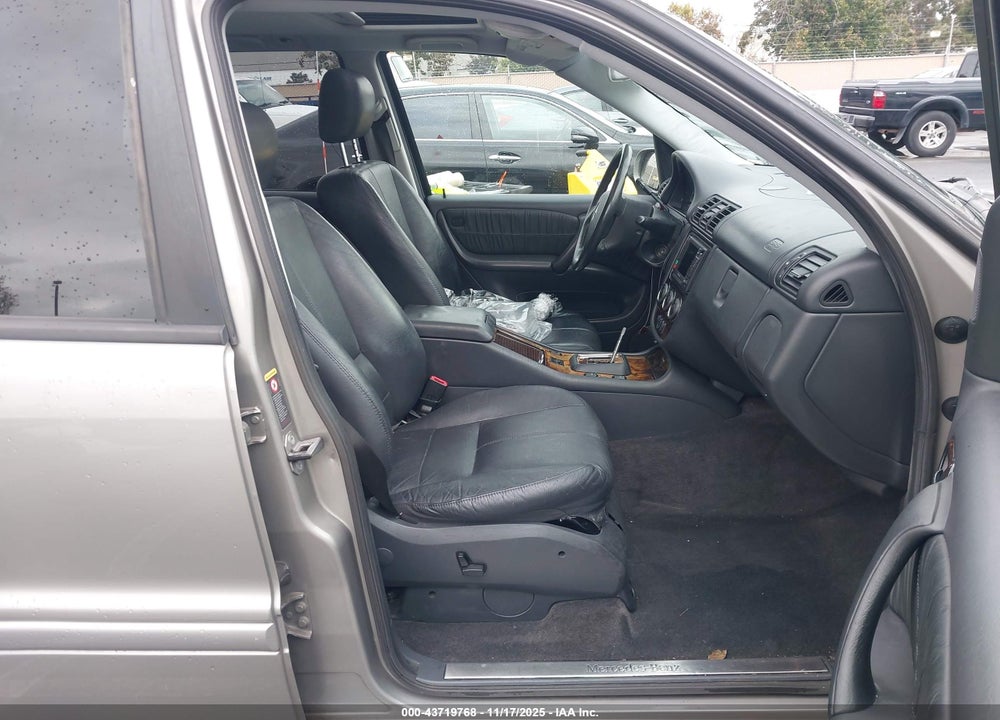 2005 MERCEDES-BENZ ML 350 4MATIC VIN: 4JGAB57E35A565529