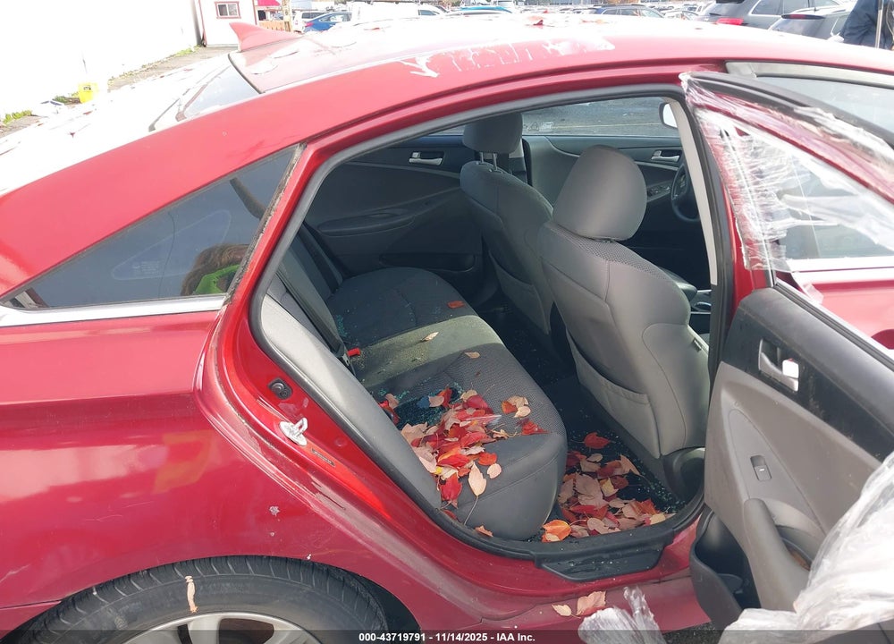 2014 HYUNDAI SONATA GLS VIN: 5NPEB4AC1EH917944