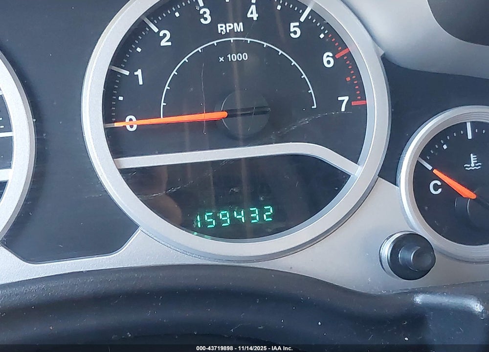 2010 JEEP WRANGLER UNLIMITED SAHARA VIN: 1J4BA5H12AL141419