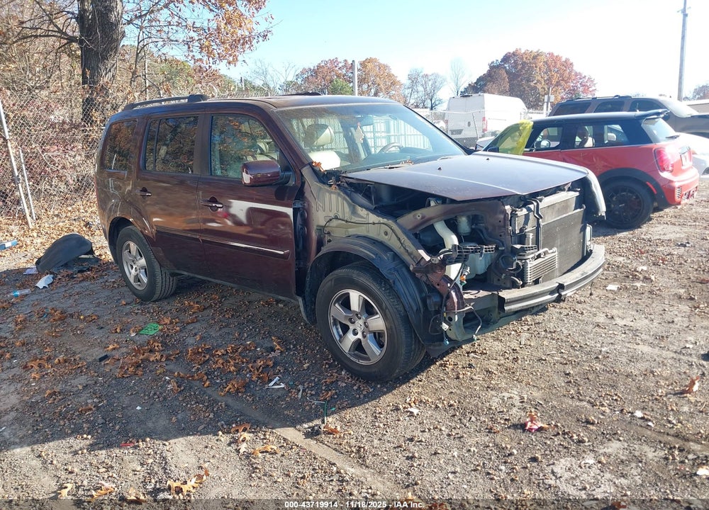 2011 HONDA PILOT EX-L VIN: 5FNYF3H56BB034631